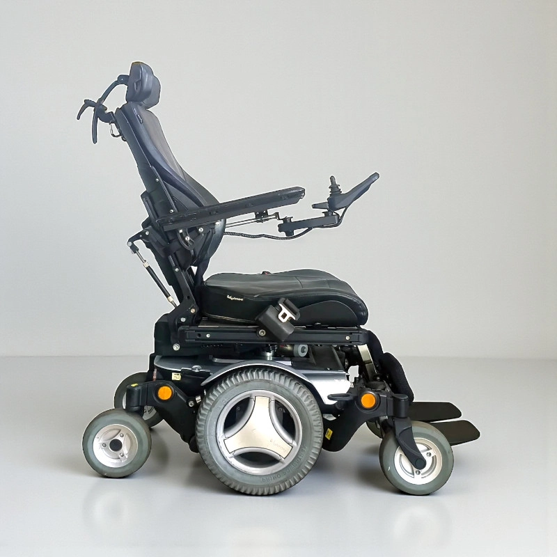 Permobil M400 Özellikli Akülü Tekerlekli Sandalye