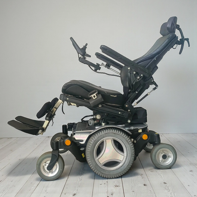 Permobil M400 Özellikli Akülü Tekerlekli Sandalye