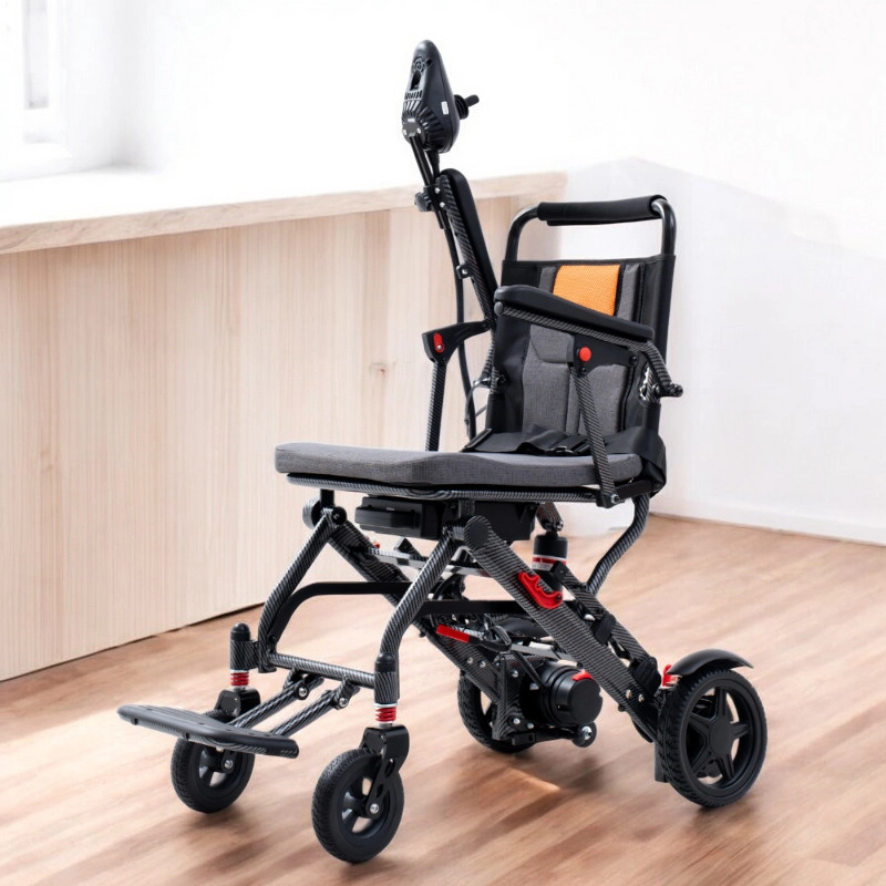 Poylin P198 Hafif Akülü Tekerlekli Sandalye