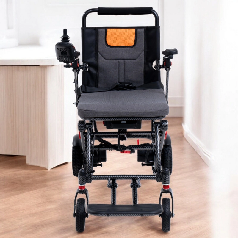 Poylin P198 Hafif Akülü Tekerlekli Sandalye