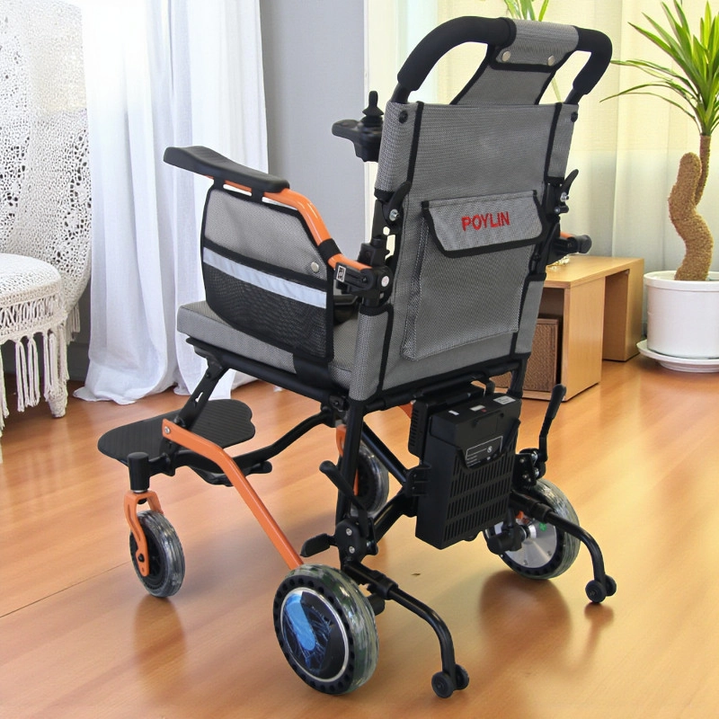 Poylin P204 Hafif Akülü Tekerlekli Sandalye