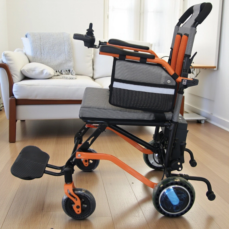 Poylin P204 Hafif Akülü Tekerlekli Sandalye