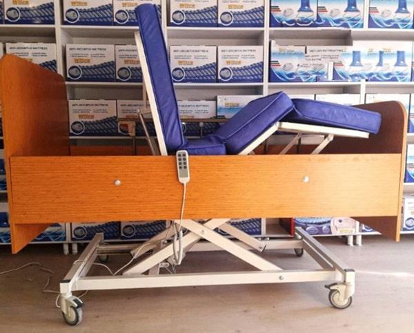 3 Motorlu Ahşap Hasta Yatağı ES 163 