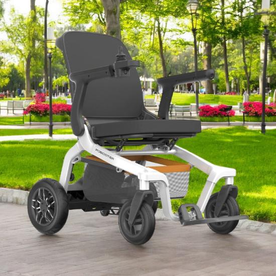 E40S -10 ve 20 Robooter Katlanabilir Akülü Sandalye